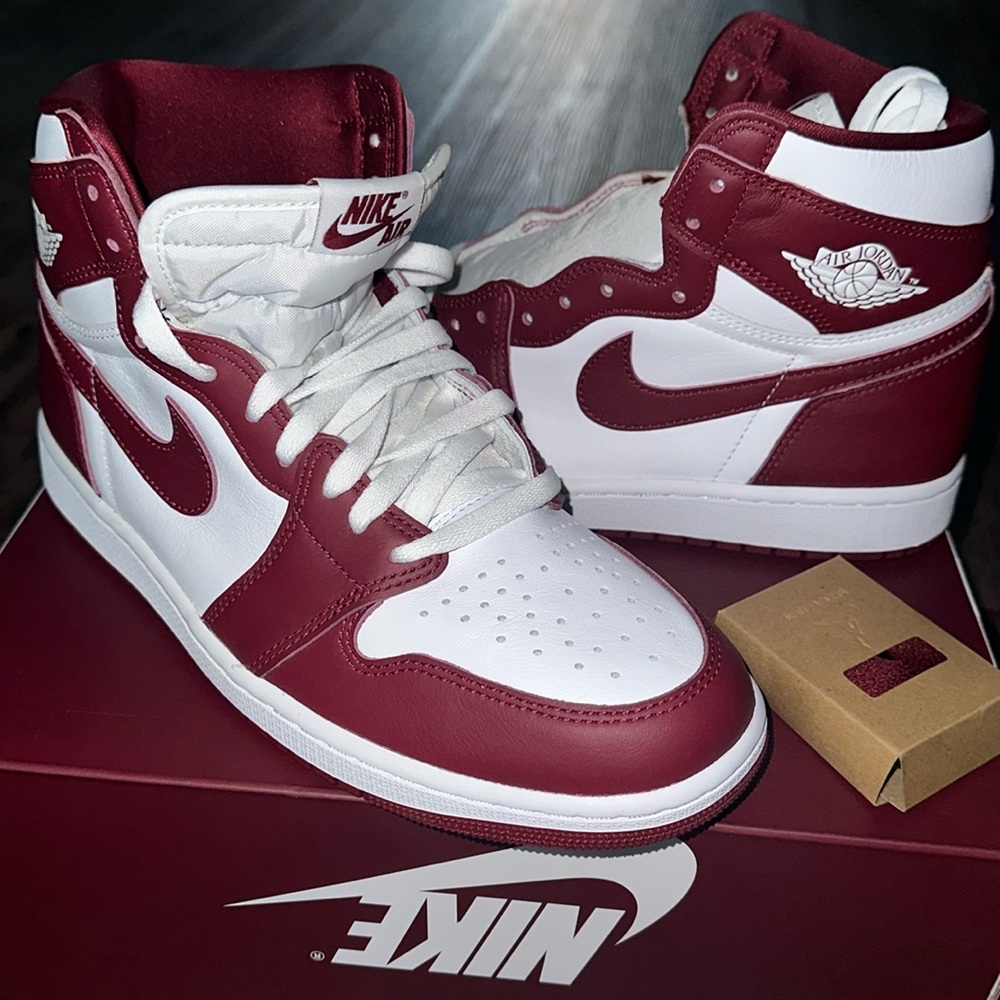 AIR JORDAN 1 Retro